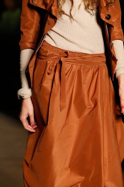 Look 74